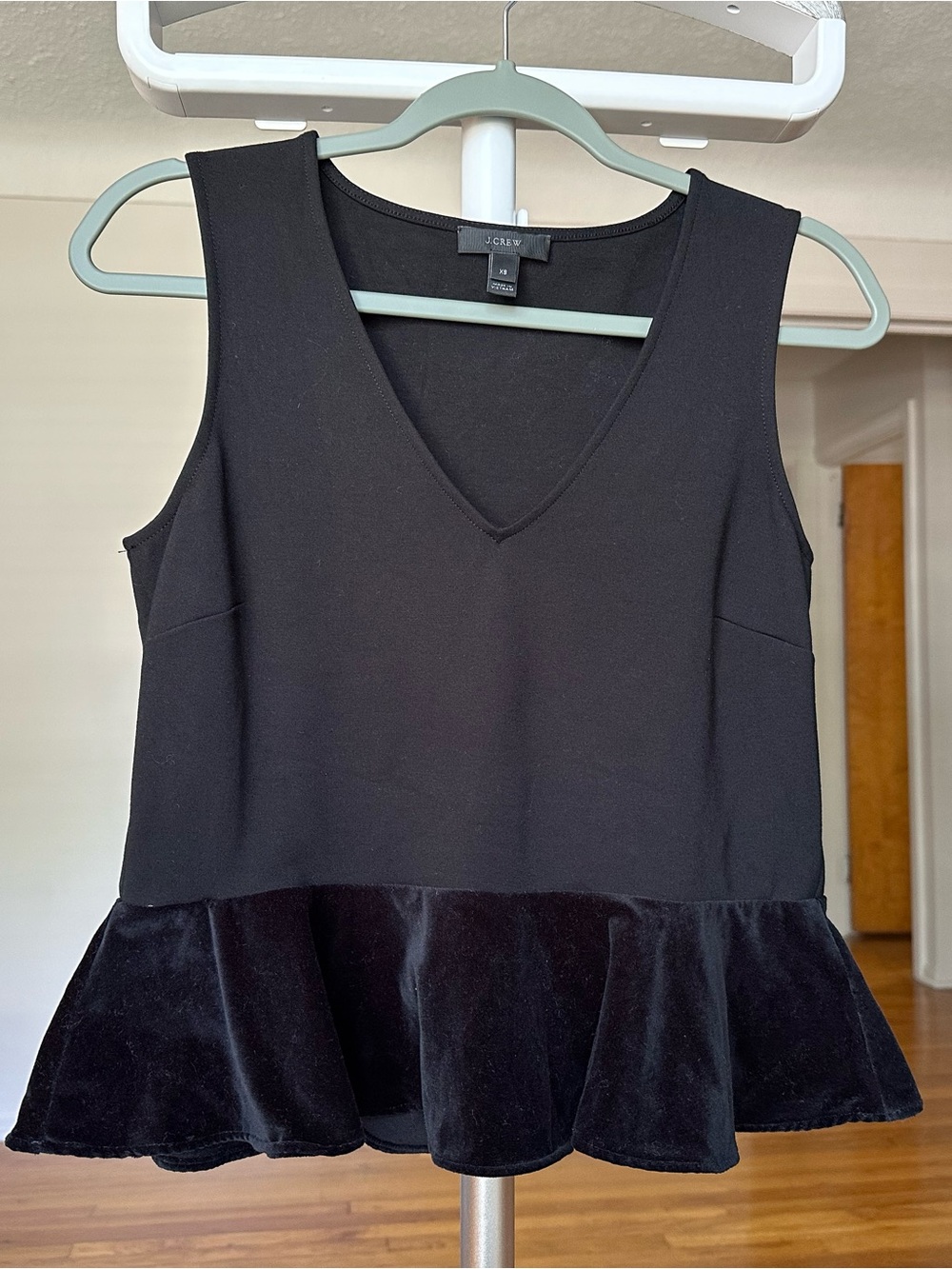 J. Crew Black V-Neck Peplum Camisole with Velvet Flounce XS - Picture 13 of 13